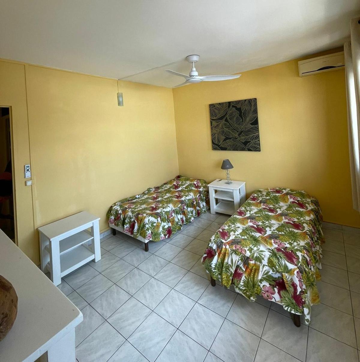 Appartement Tout Confort Sainte-Anne  Exterior foto